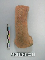 藏品(紅色細砂陶把殘件)的圖片